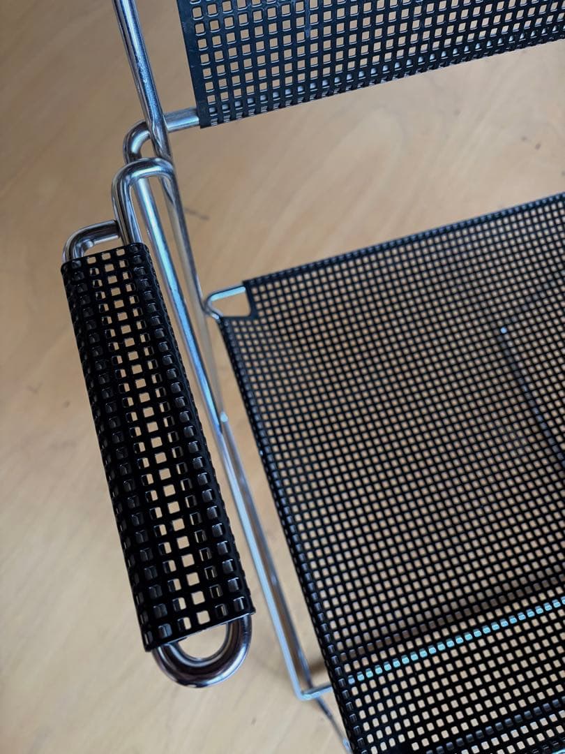 椅子 X-line Chair Niels Jorgen Haugesen