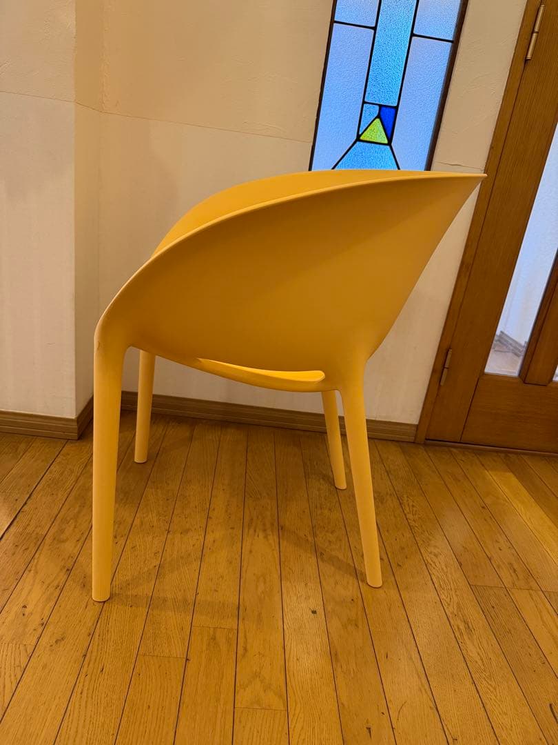 ドリアデ ソフトエッグチェア スタルク スタッキング イタリア