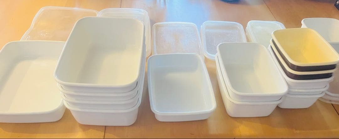 ホーロー容器17個