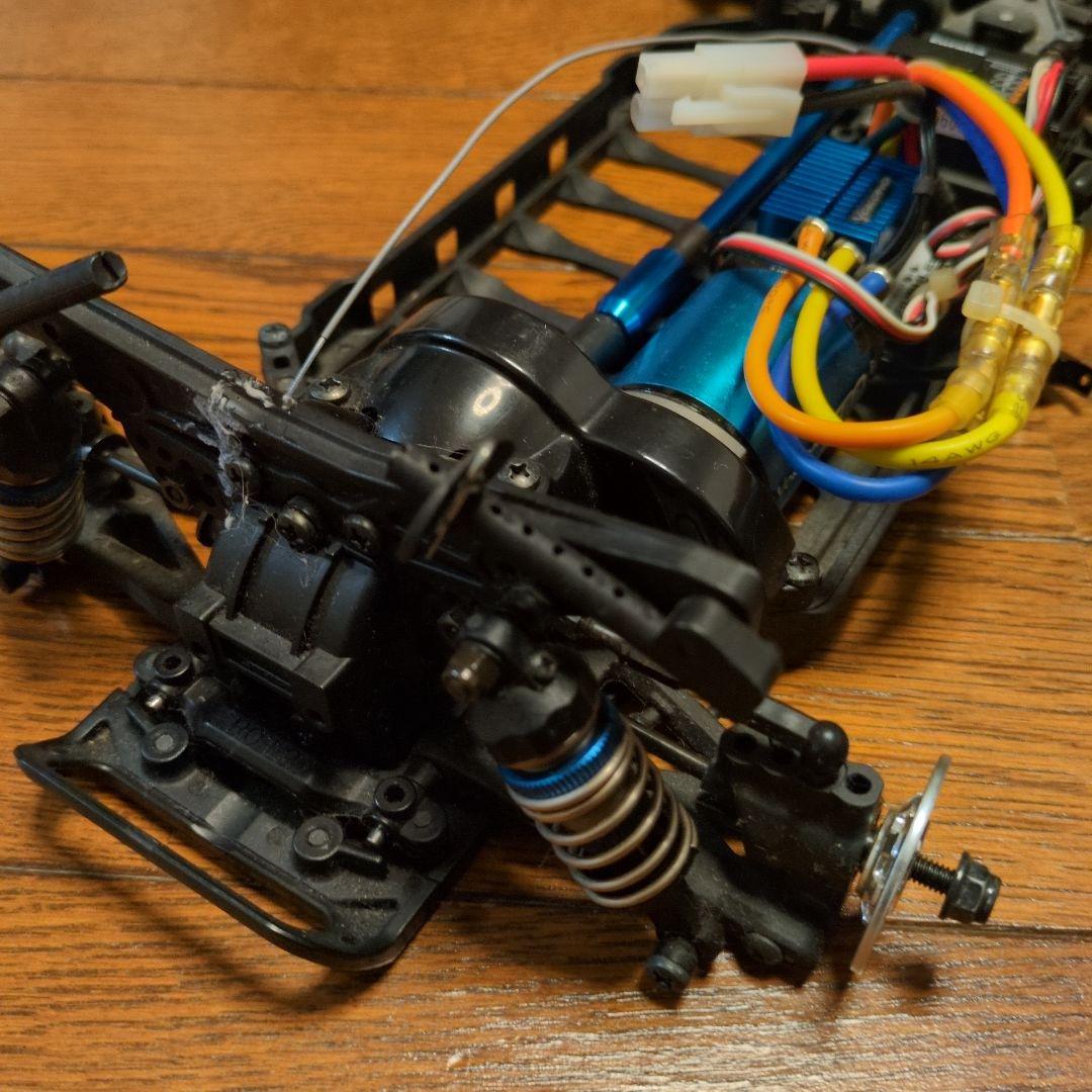 ドリフト　ヨコモ　シャーシ未使用　フタバプロポ　セット　(割れ補修あり)