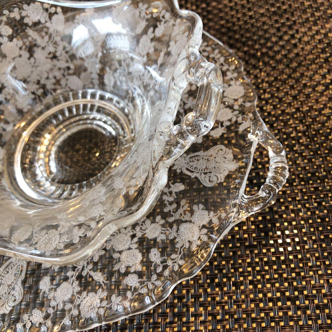 ケンブリッジ　ローズポイント　ハンドル付きボンボンボウルとボンボンプレート