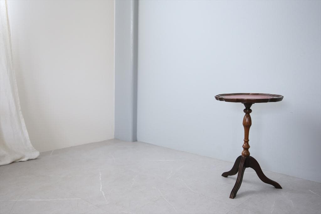 英国アンティーク木製ワインテーブル/サイドテーブル/丸机/飾り棚(89-96)