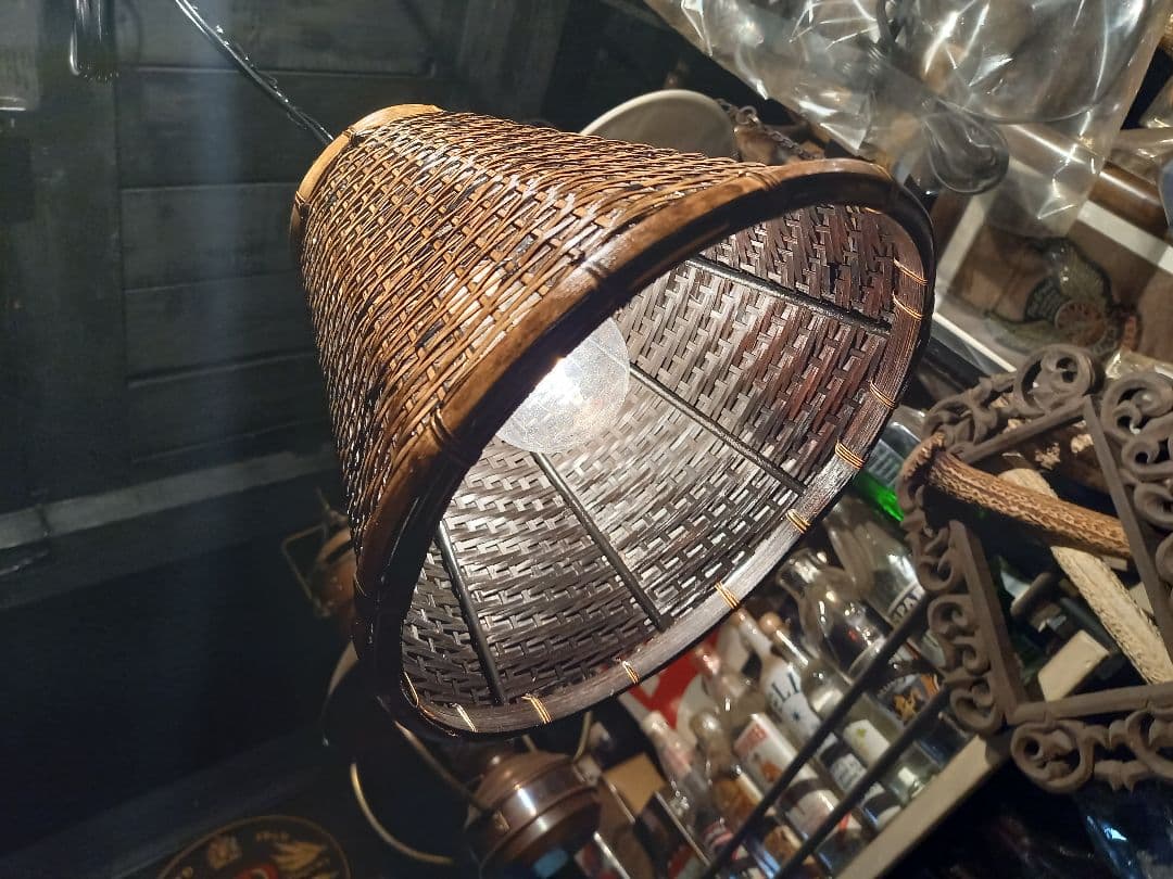 1970's　ヴィンテージ　吊り鐘　竹細工　ベル形　バンブー　ウッド　ランプ