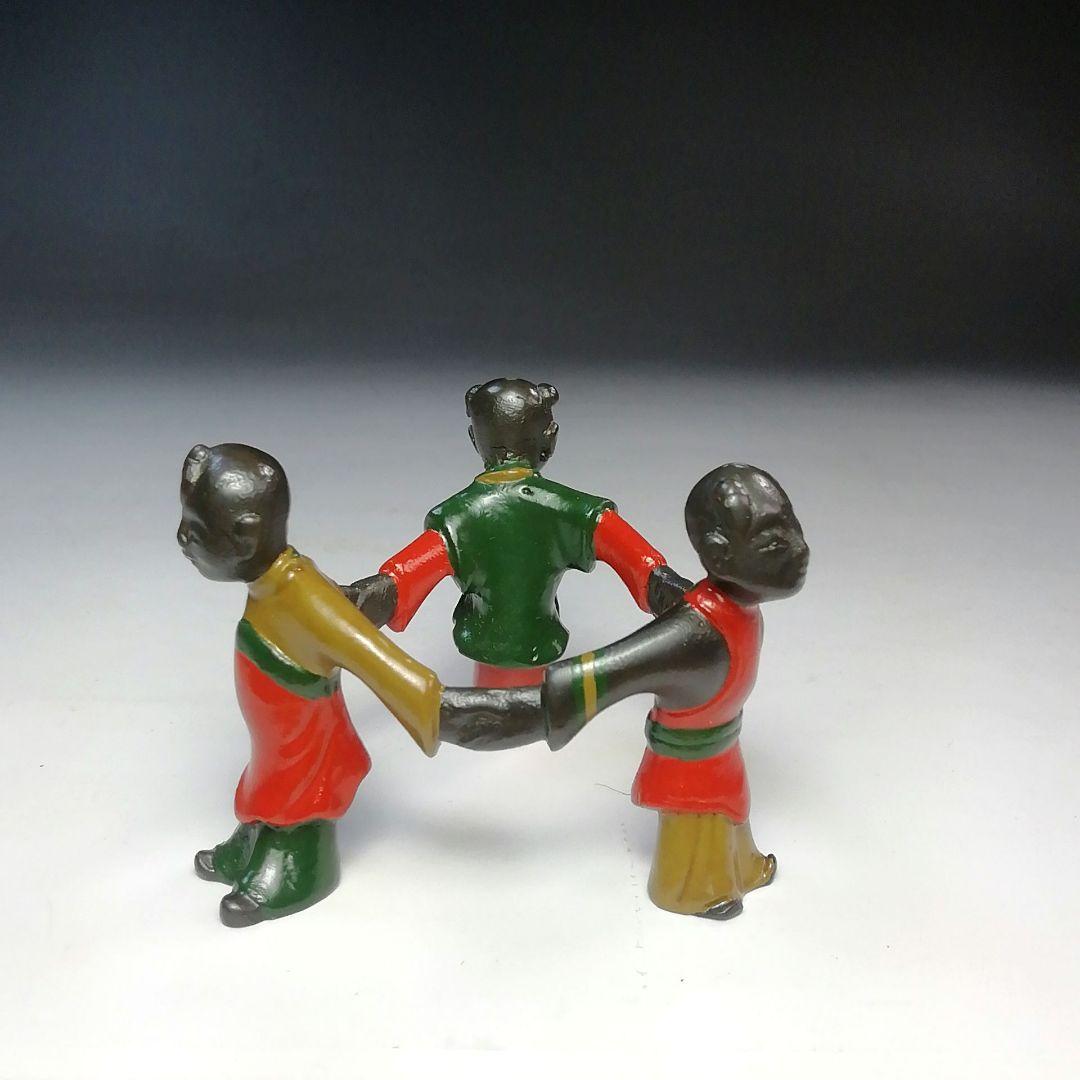 Ｓ７８７　蓋置　　『色絵　三ツ人形蓋置』『鋳物師　金森彦兵衛』　共箱　茶道具