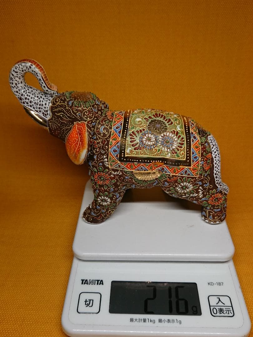 ゾウ　象　陶器　金彩　細描盛　骨董　置物　インテリア　工芸品　美術品　A3378