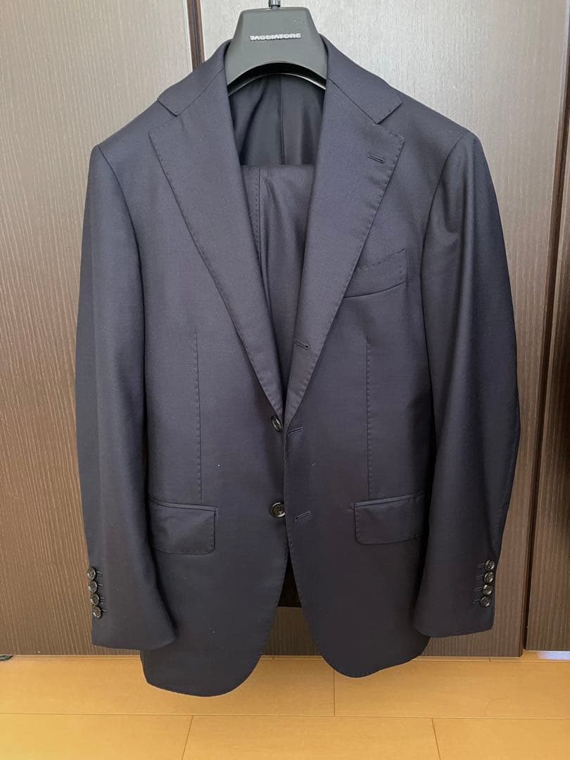 Brilla per il gusto /ESCORIAL ソリッド スーツ