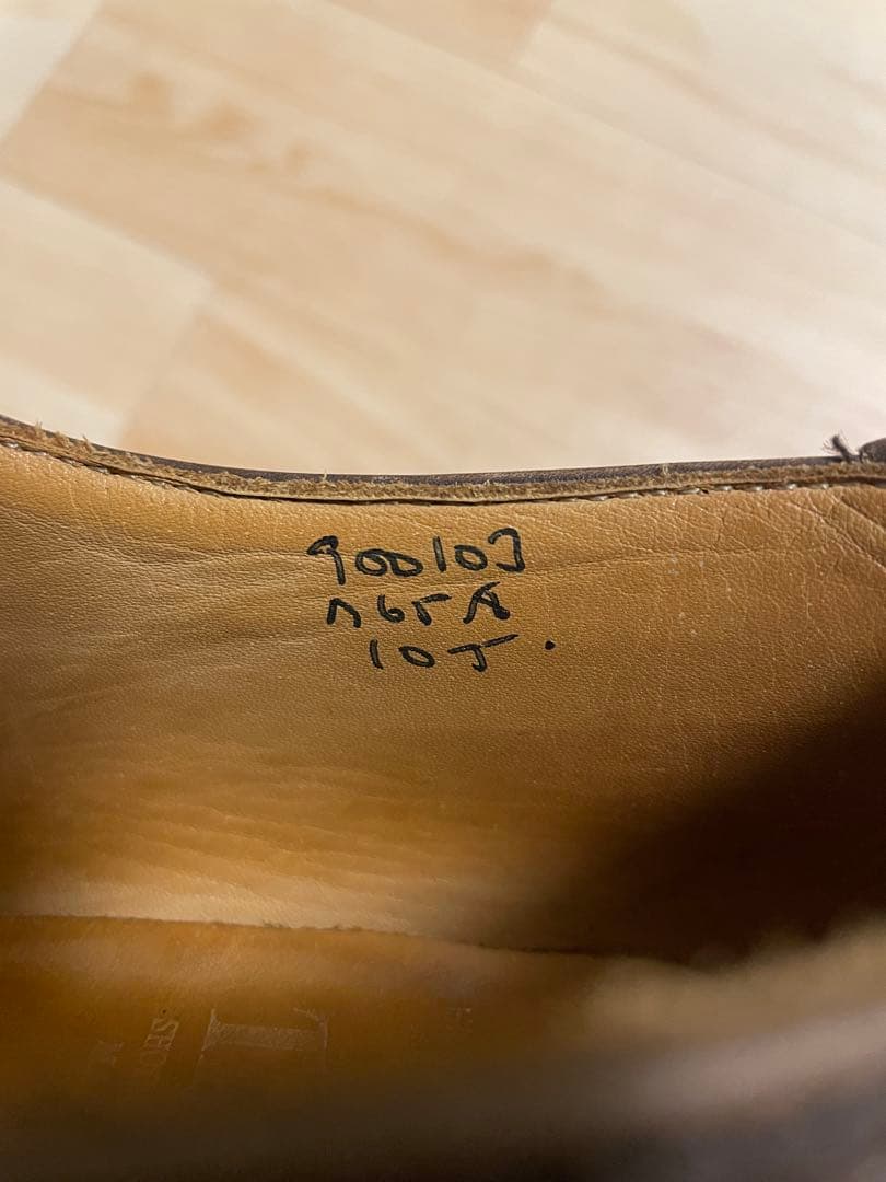 Tricker's バートン ウィングチップ UK10