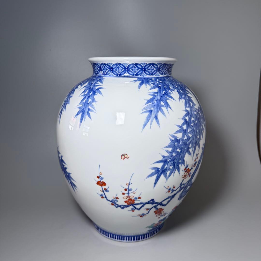 鍋島御庭焼　市川光春　本人作　最高位作　色鍋島竹梅図大花瓶　高33.5cm