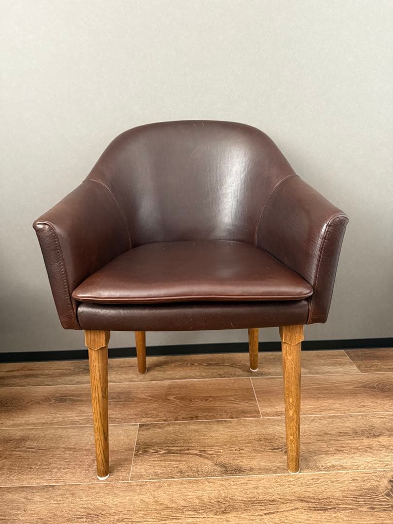 中古品　TRUCK FURNITURE BT CHAIR - LEATHER