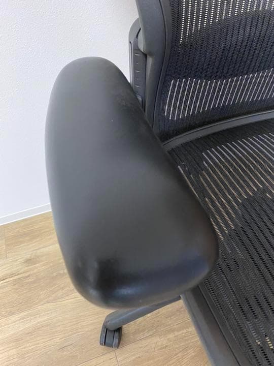 ハーマンミラー アーロンチェア　Bサイズ　スタンダード