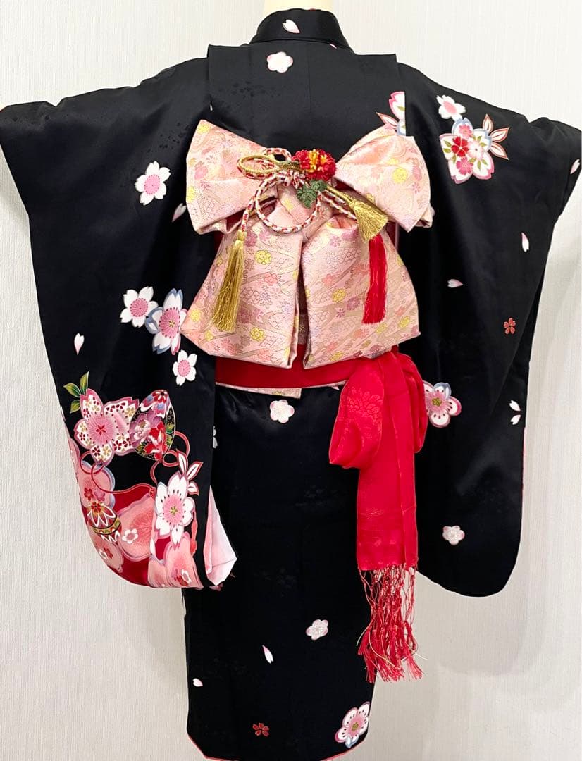 七五三 女の子 七歳用　正絹　綸子　古典柄　振袖　黒
