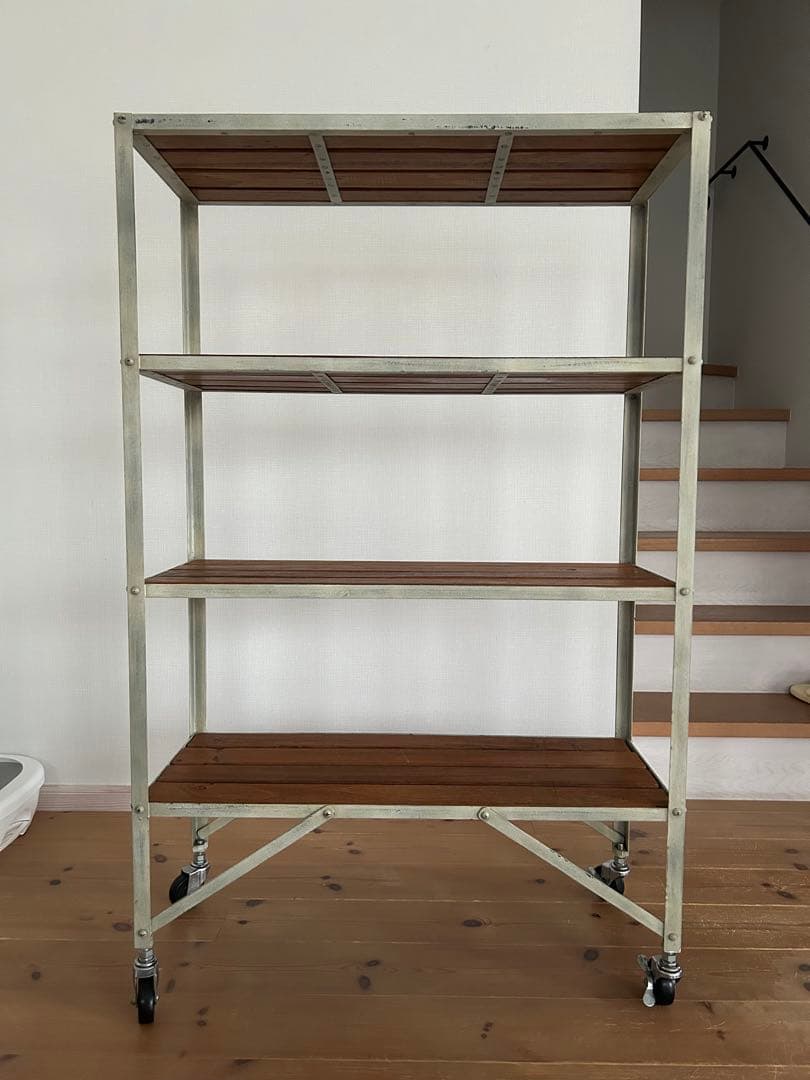 オールドメゾン　アイアン　オープンシェルフ