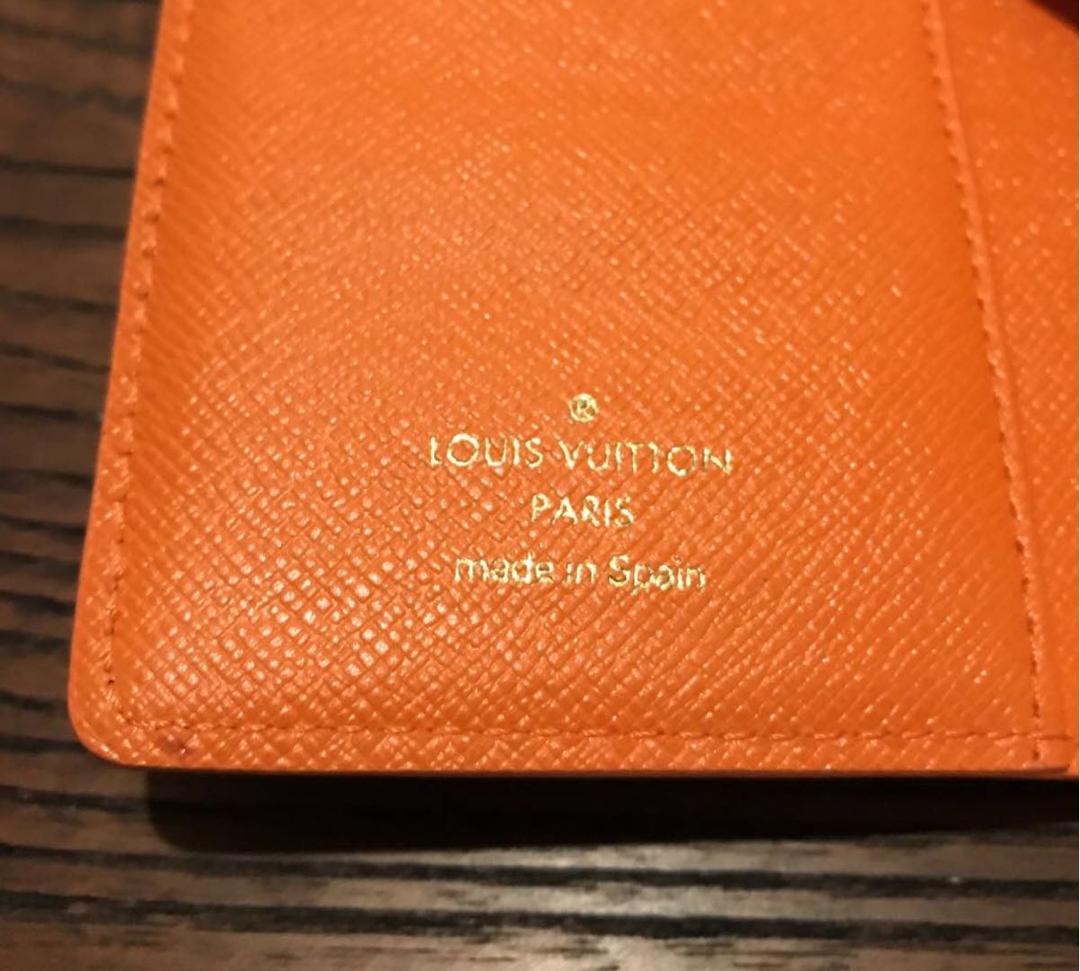 【未使用】ルイヴィトン エピ 手帳カバー オレンジ