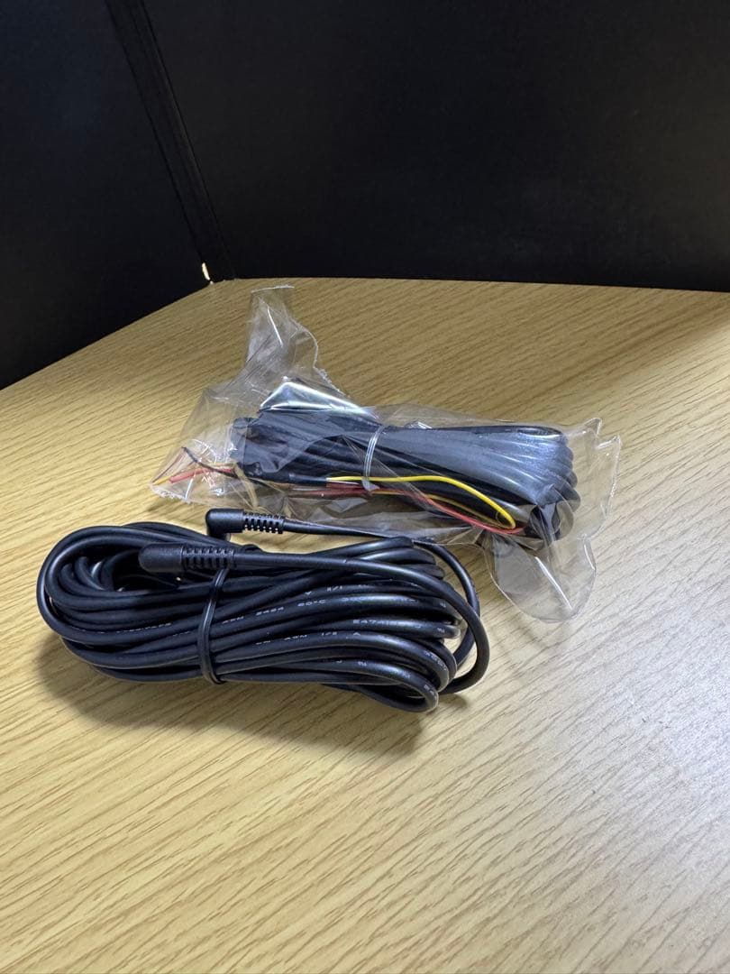 ZDR055 コムテック前後ドラレコ　駐車監視ケーブル　128GB SDカード付