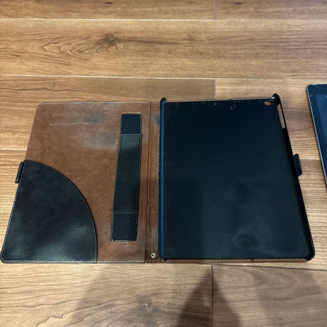 iPad ジャンク品とケース