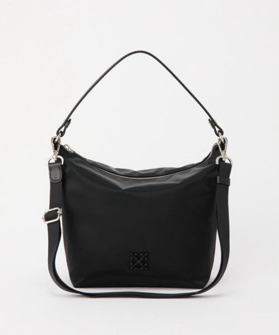 russet ラシット クラウズナイロンシンプルショルダーバッグ　ブラック