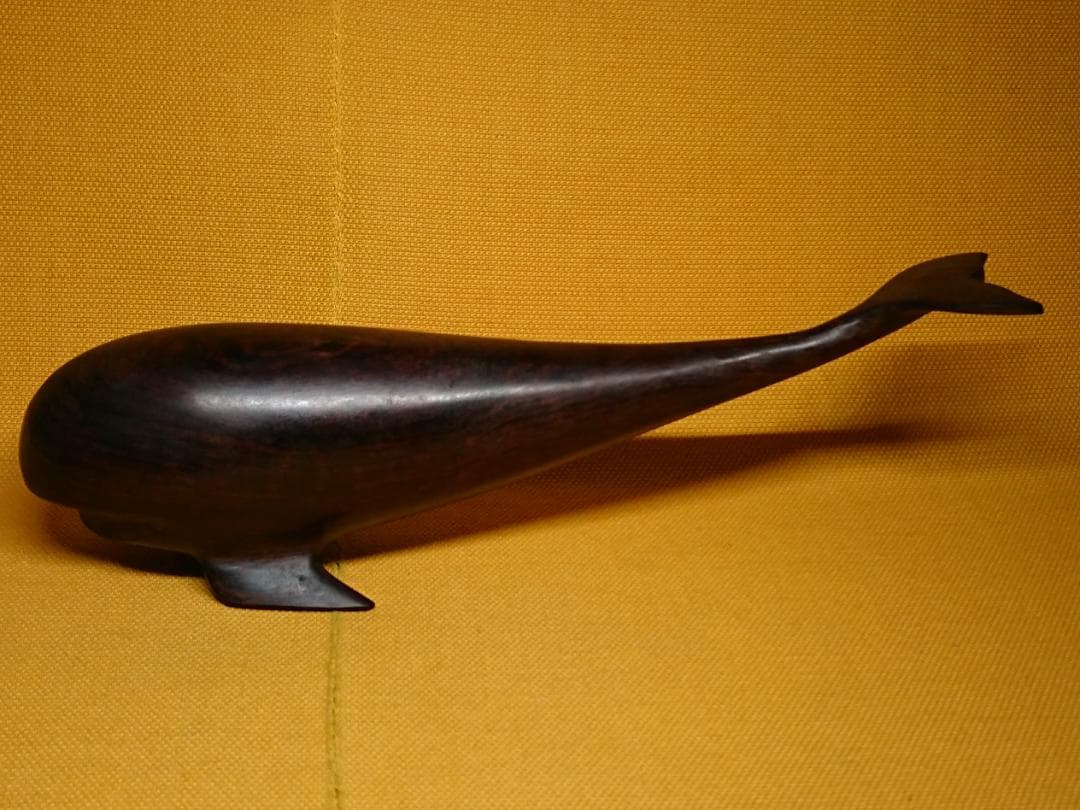 【美品】サカナ　クジラ　鯨　木彫　置物　インテリア　工芸品　美術品　A1232