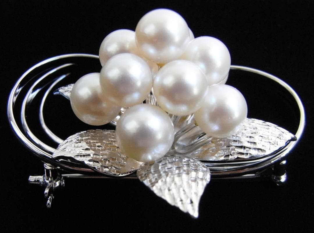 フレコ★紫陽花・925シルバー(銀製)アコヤ真珠（本真珠）１１粒・ブローチ