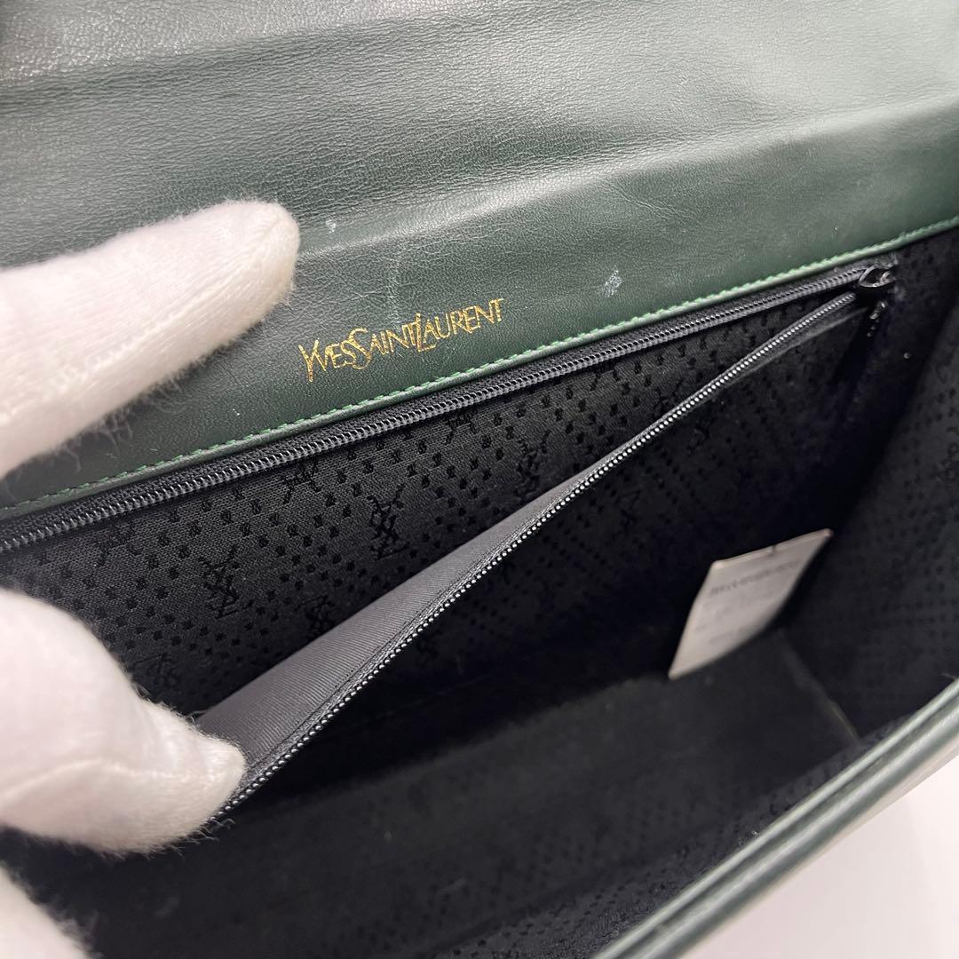 【美品】イヴ・サンローラン　クラッチバッグ　パイソン　マルチカラー　グリーン