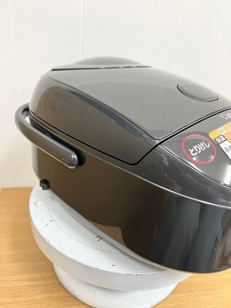 象印 ZOJIRUSHI】炊飯器 NW-VE10 IH炊飯ジャー 2023年製