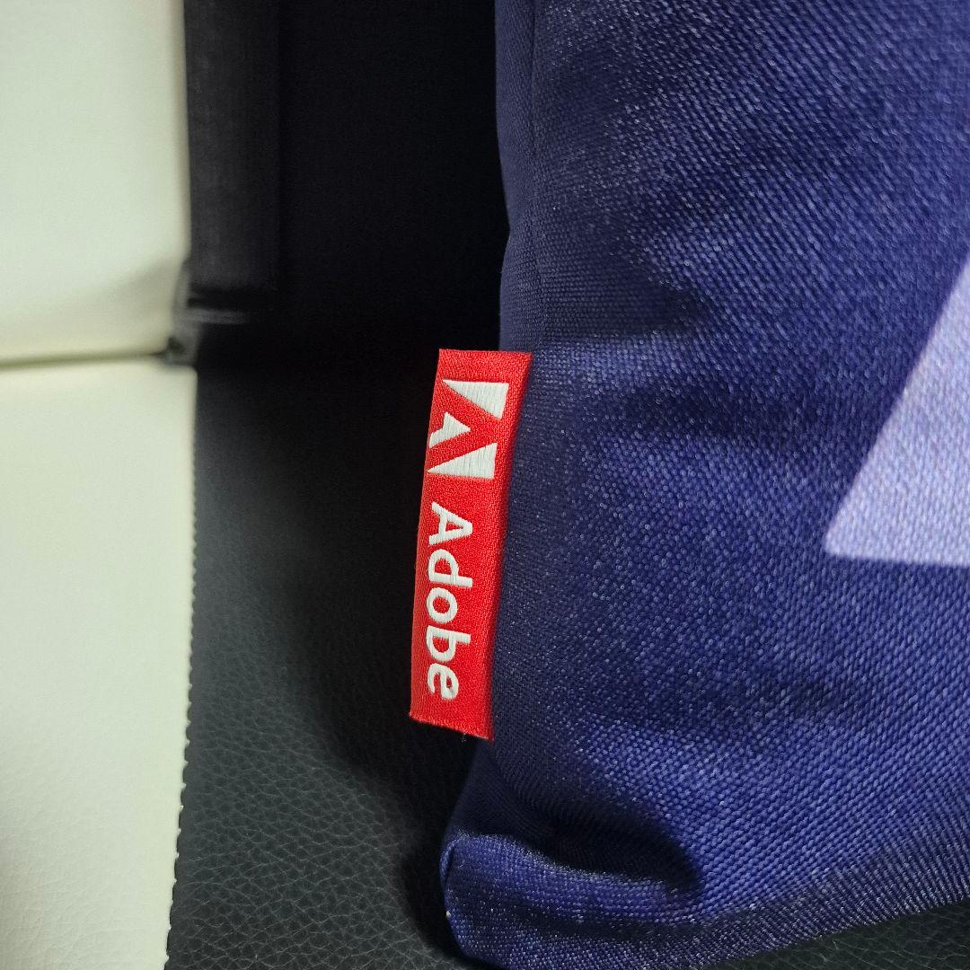 【希少品】Adobe公式 AE & Pr クッション