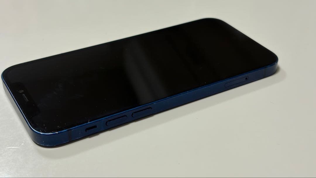 バッテリー100%iPhone12 256GBブルーMGJ33J/Aコードおまけ