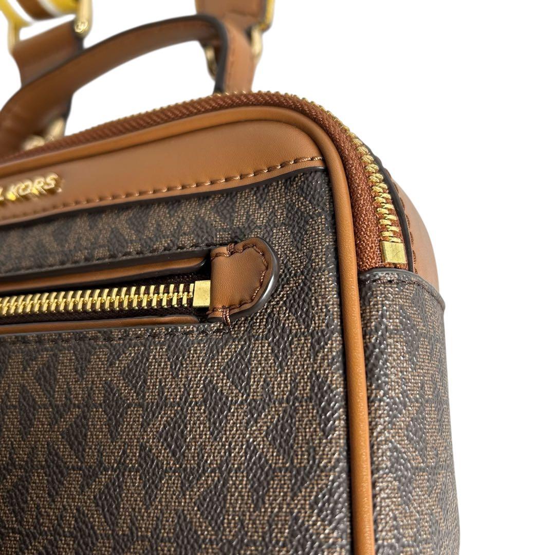 MICHAEL KORS マイケルコース カメラバッグ ショルダーバッグ 総柄