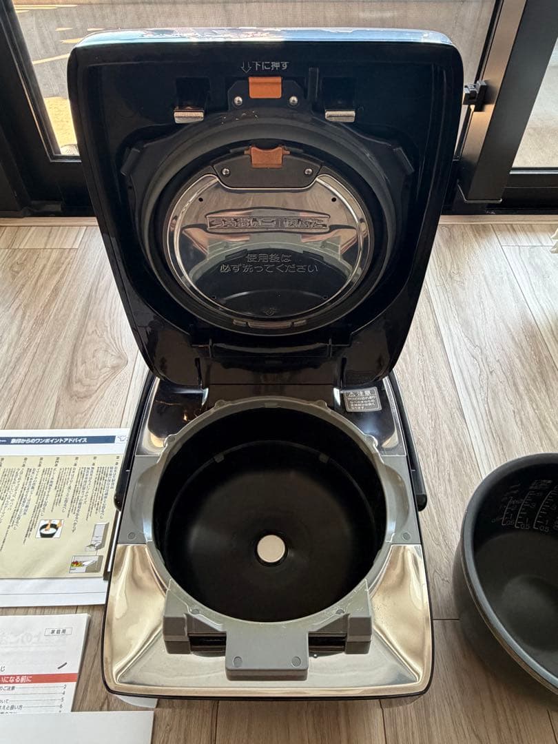 炊飯器　象印　NW-KA10 ZOJIRUSHI