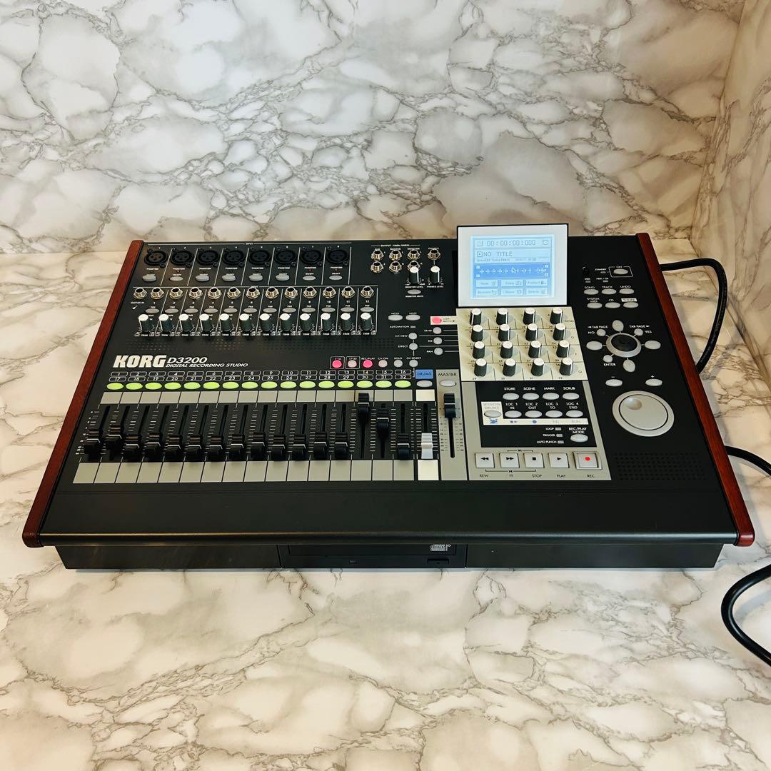 配信機器・PA機器・レコーディング機器 KORG DIGITAL RECORDING STUDIO D3200