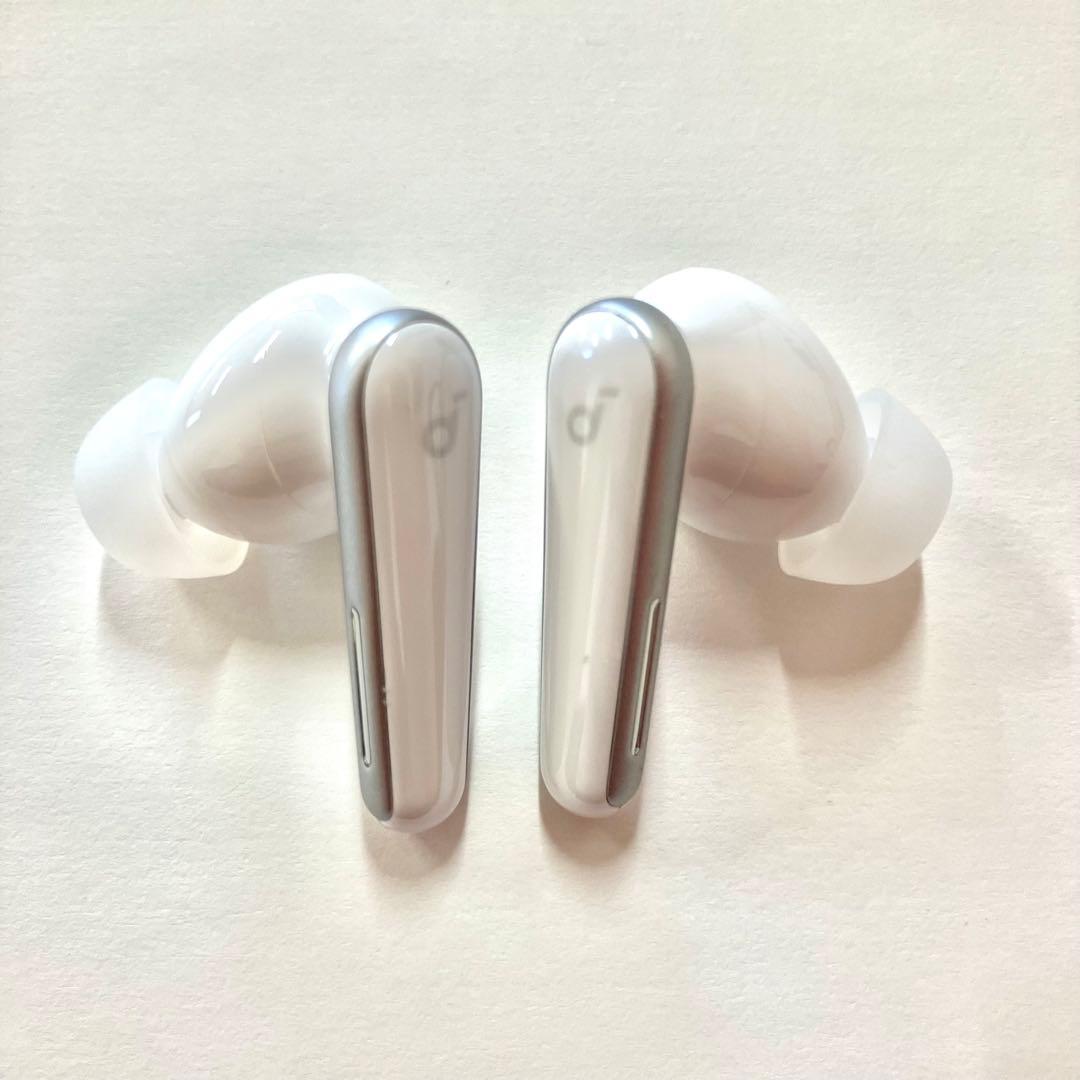 イヤホン Anker Soundcore Liberty 5