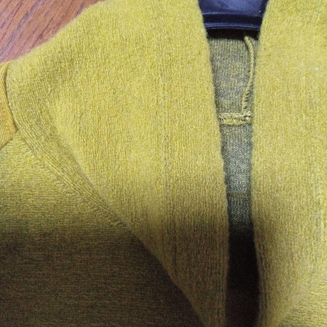 オリーブグリーン長袖カットソー