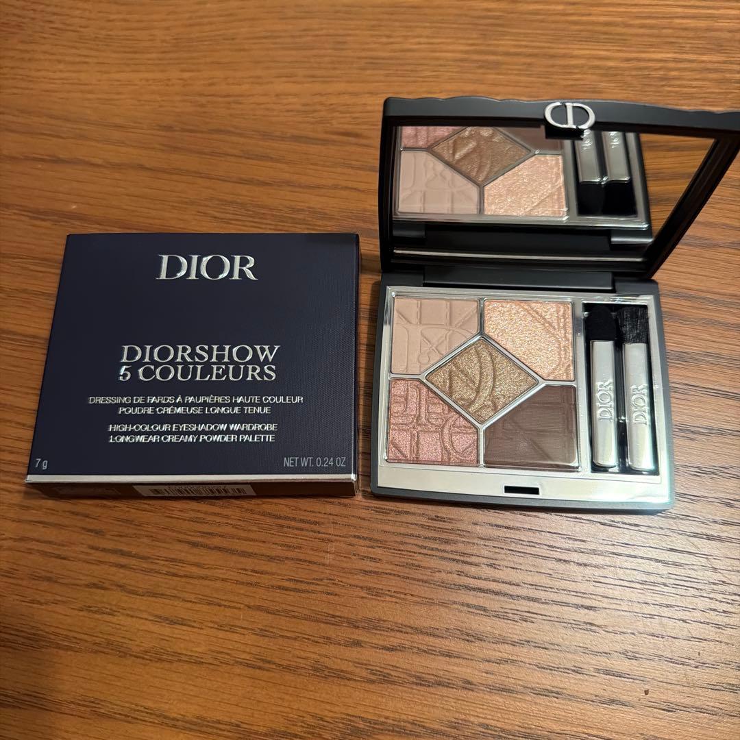 Dior ショウ サンク クルール 647