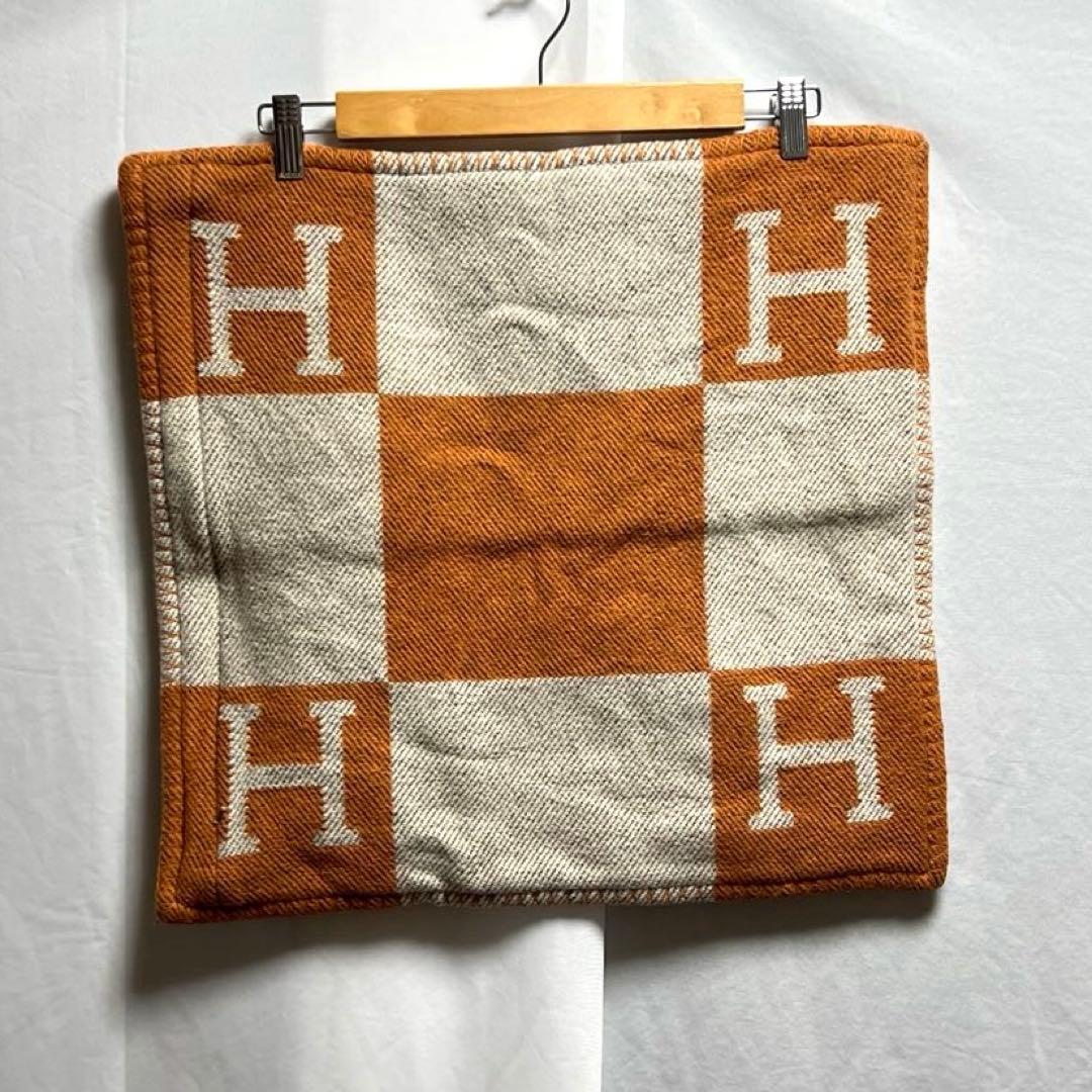 HERMES エルメス　アヴァロン　PM クッション　カシミヤ混　①