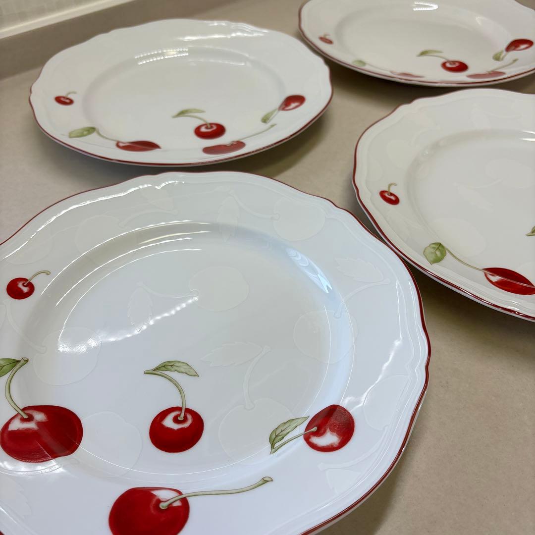 ジノリ　アンティコチェリー　プレート４枚