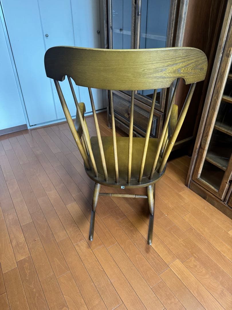 ☆アンティーク木製ロッキングチェア アームレスト付き