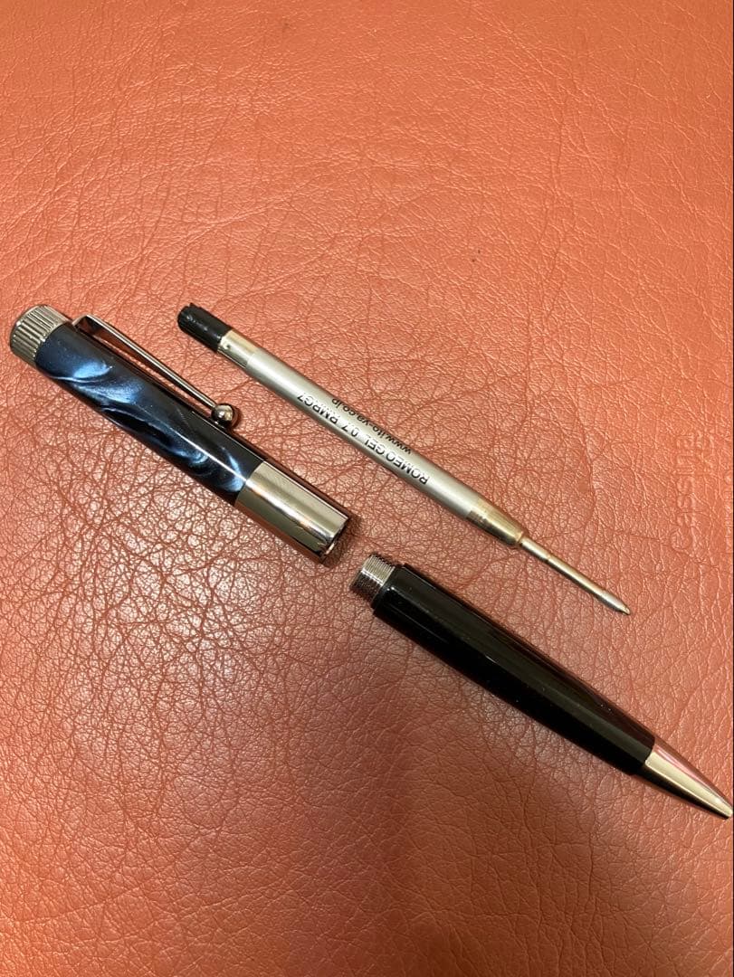 【伊東屋】ロメオ No.3 ボールペン 細軸 イタリアンブルー