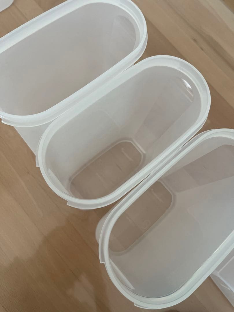 【美品】タッパーウエア　保存容器　8点