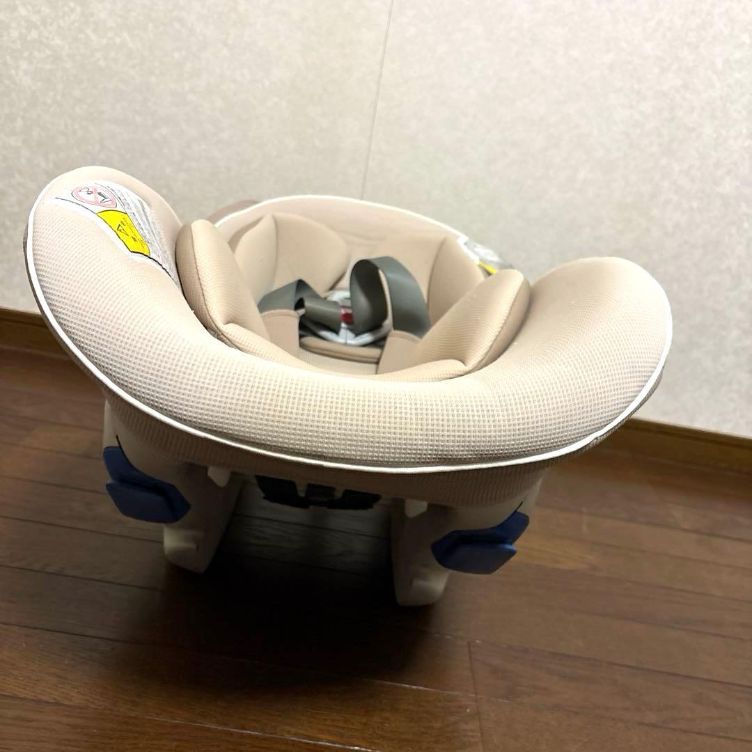 【良品】Combi コッコロ ヘーゼルナッツ 新生児