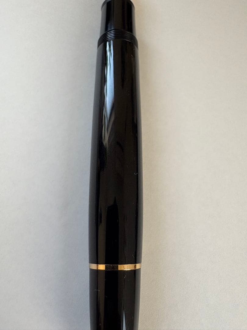 最終値下げ！ 万年筆　元値12000円　カスタム74 似　モンブラン　似　吸入式