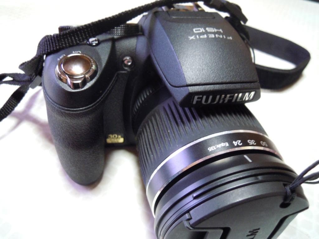 Fujifilm HS10 デジタル一眼レフ