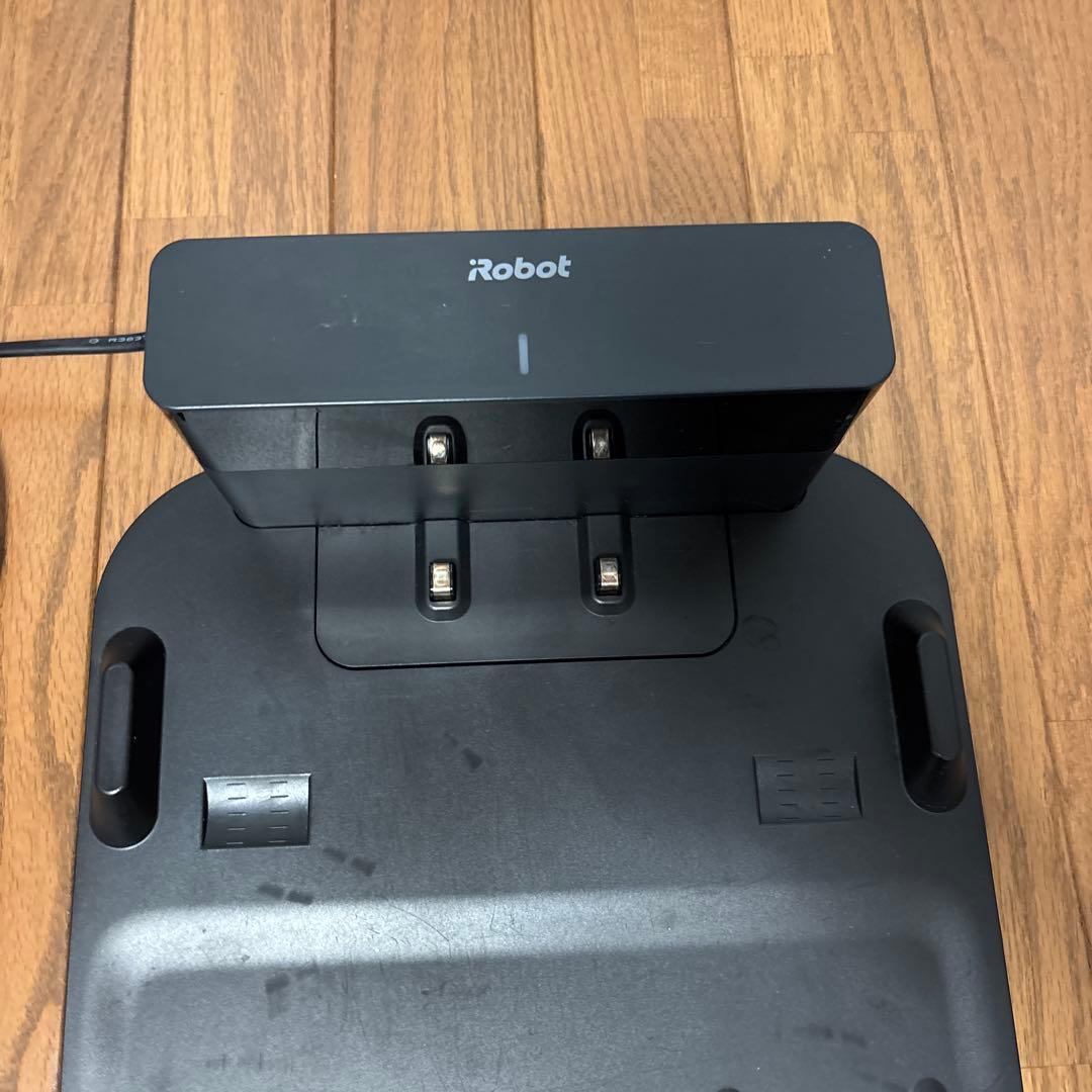 Braava jet m6 本体　充電ステーション