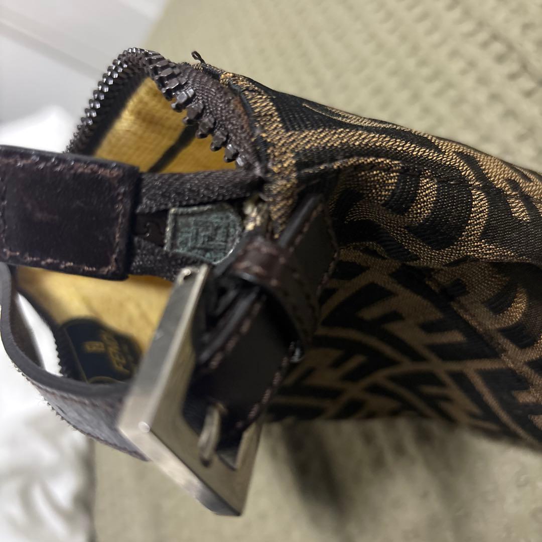 ヴィンテージFENDI ポーチ　ミニバッグ★