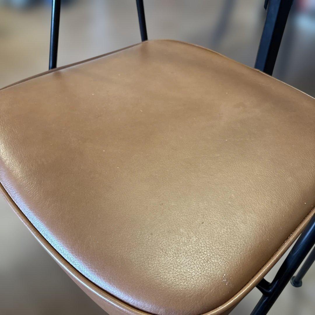 SogoouT　アクタス　675チェア　①