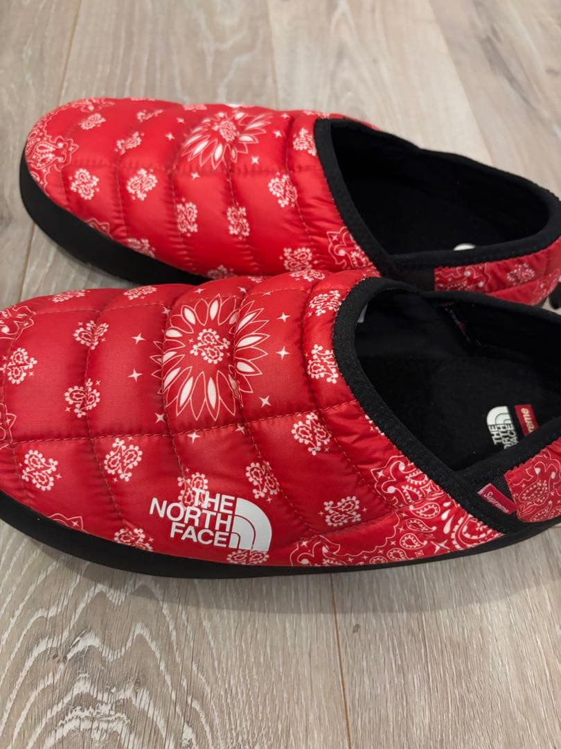 Supreme north face バンダナmule スリッポン