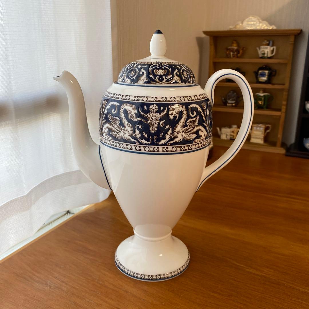ウェッジウッド　フロレンティーン　コバルトブルー　ティーポットＬ