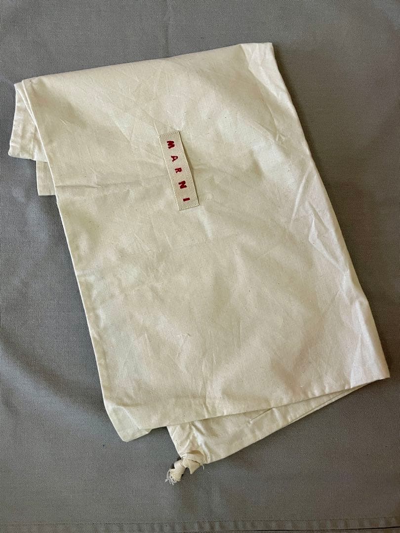MARNI かごバッグ 青 赤