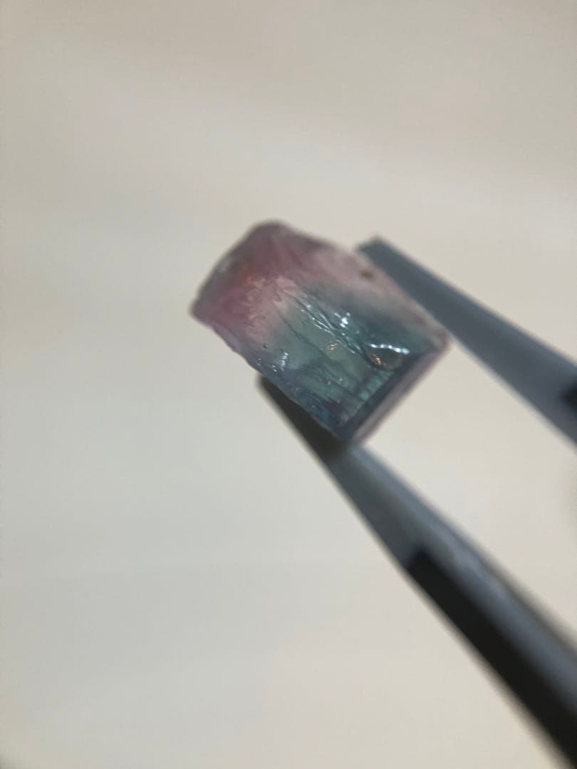 バイカラートルマリン　原石
