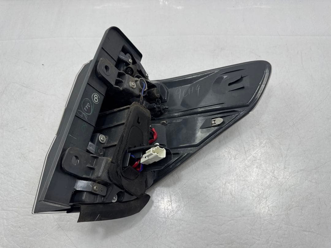 トヨタ 20 ヴェルファイア LED テールライト テールランプ 左側