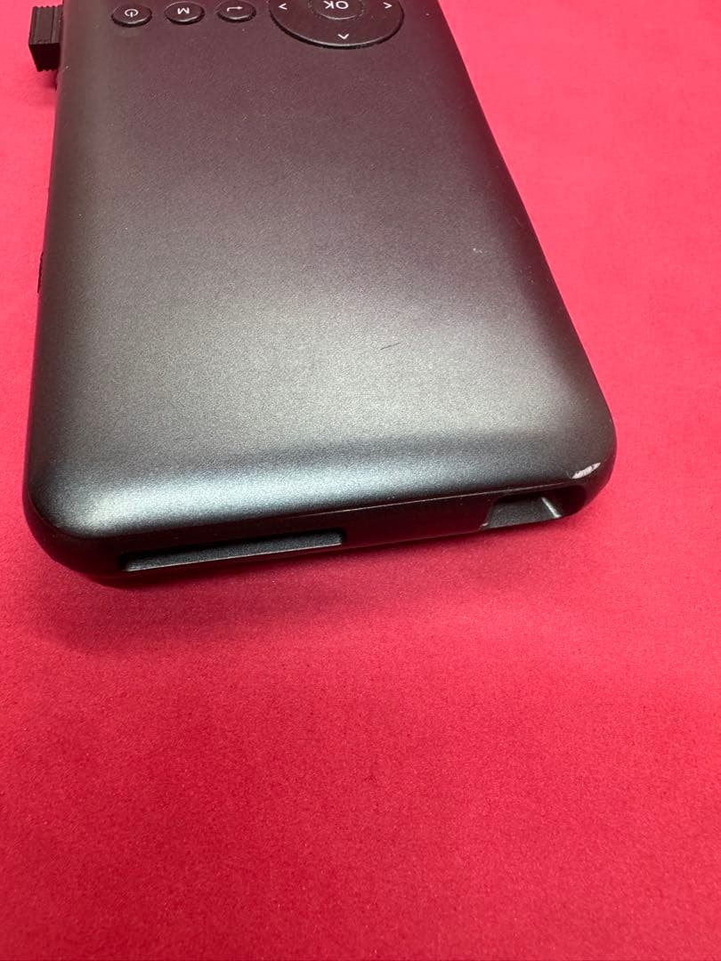 カベーニ　KABĒNI モバイルプロジェクター