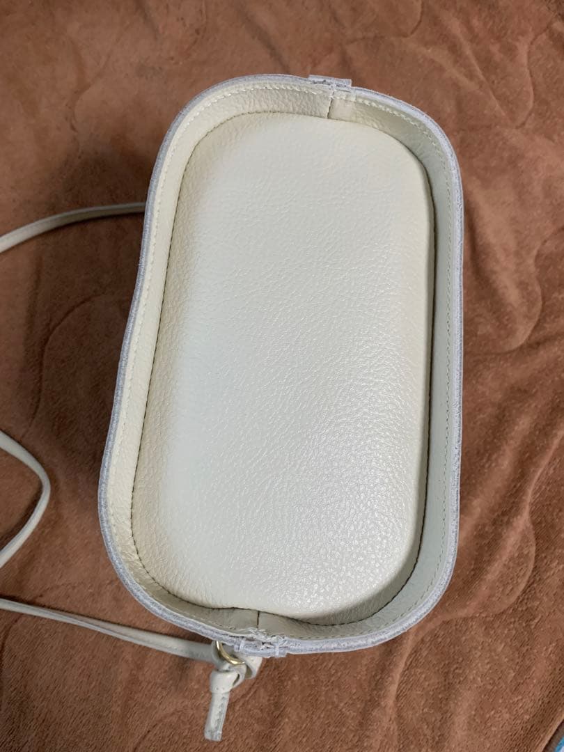 tammy　　　 オーバルショルダーバッグ